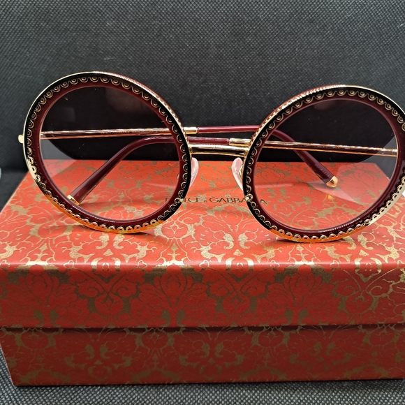 Sunglasses DG - Picture 2 of 4